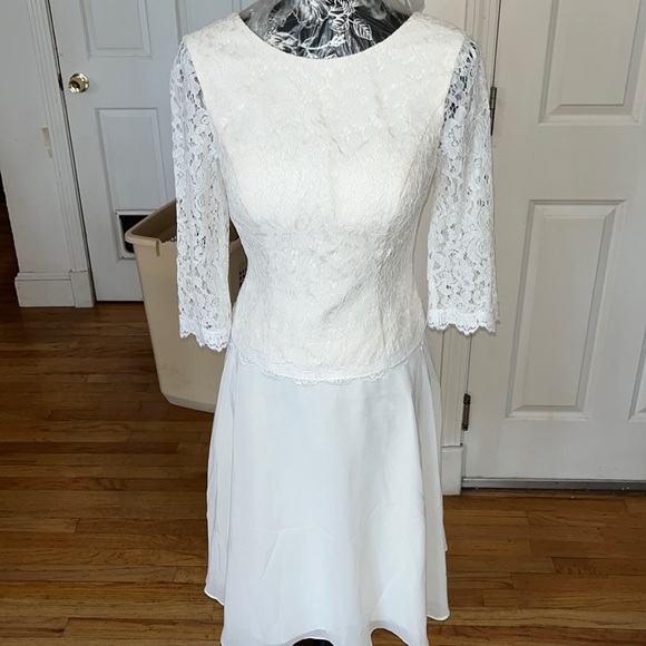 A W Bridal size 6 Ivory lace midi dress lined with silky chiffon skirt - Picture 5 of 16